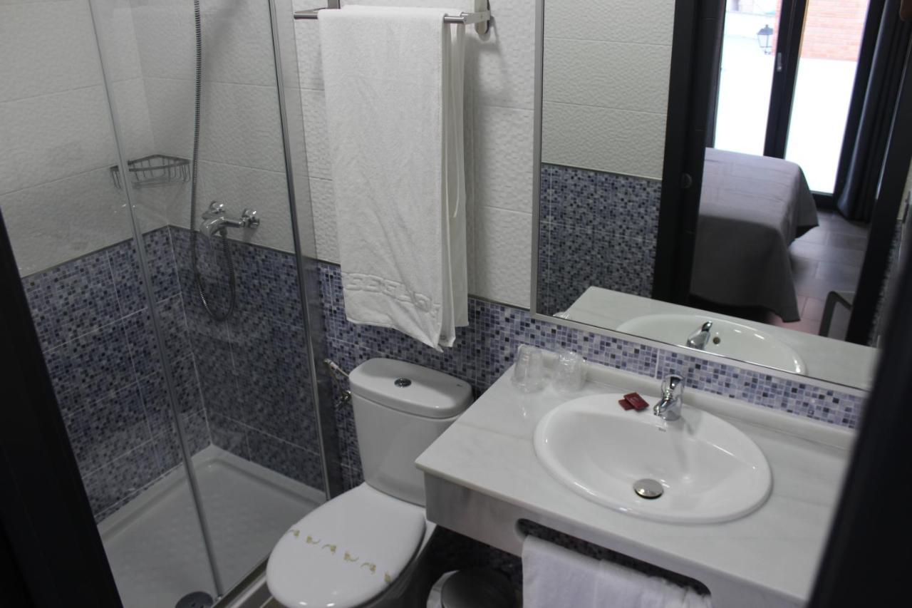 Hostal Maria Jose Conil De La Frontera Eksteriør bilde