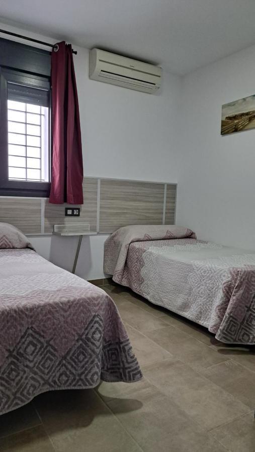 Hostal Maria Jose Conil De La Frontera Eksteriør bilde