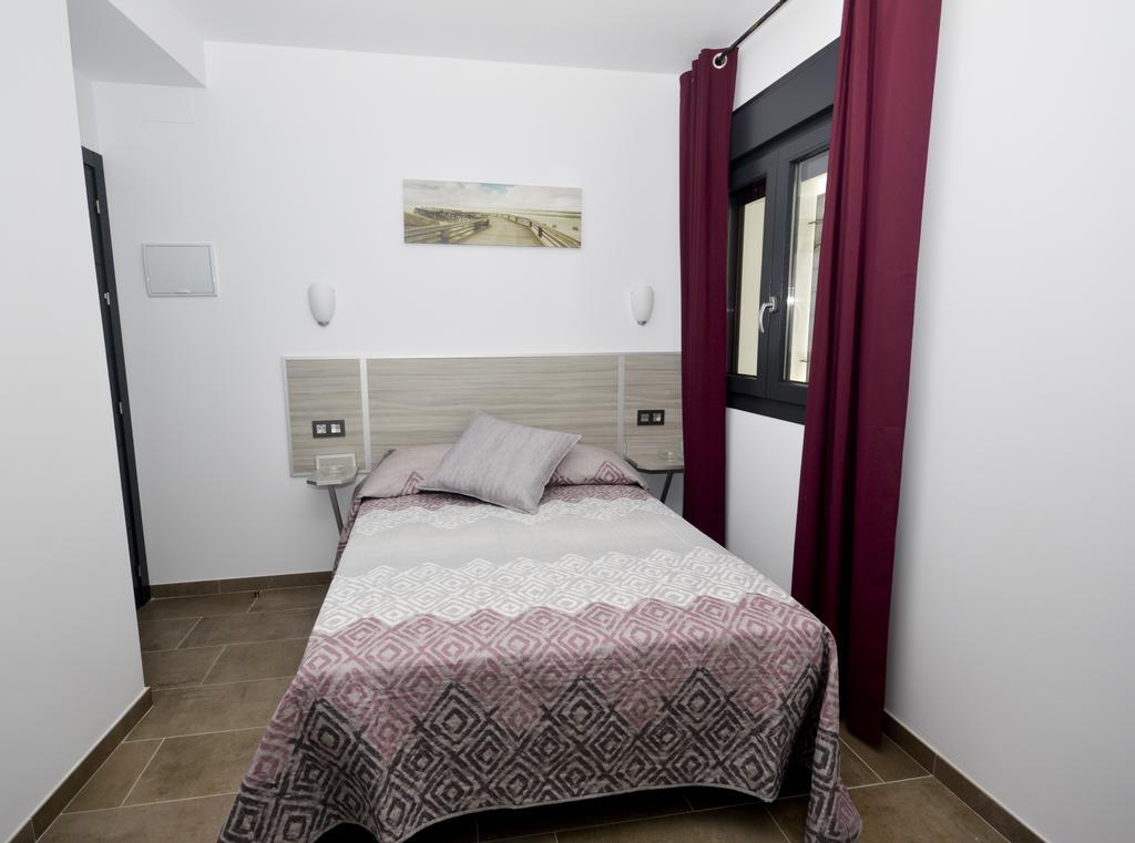 Hostal Maria Jose Conil De La Frontera Eksteriør bilde