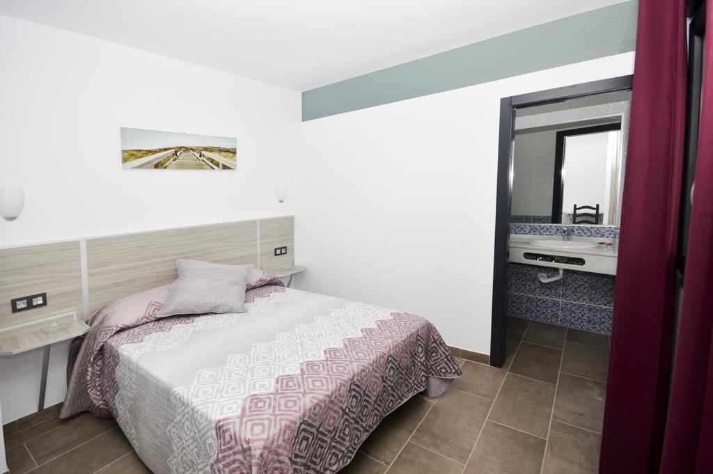 Hostal Maria Jose Conil De La Frontera Eksteriør bilde